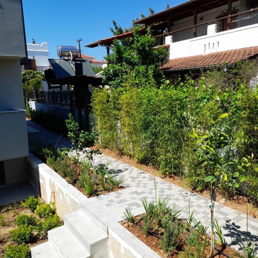 Gaia Maisonettes Nea Kallikrateia Exterior photo